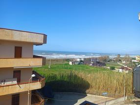 APPARTAMENTO CON VISTA SUL MARE!! in Vendita