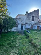 CASA PADRONALE CON AMPIO GIARDINO IN VENDITA!! in Vendita