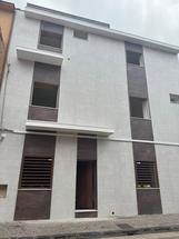 APPARTAMENTO INDIPENDENTE TOTALMENTE RISTRUTTURATA IN ZONA ALTAMENTE URBANIZZATA!! in Vendita