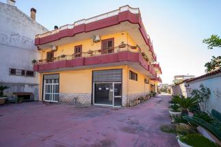 EDIFICIO IN ZONA ALTAMENTE RESIDENZIALE IN VENDITA!! in Vendita