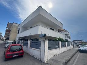Villetta poco distante dal mare in Vendita